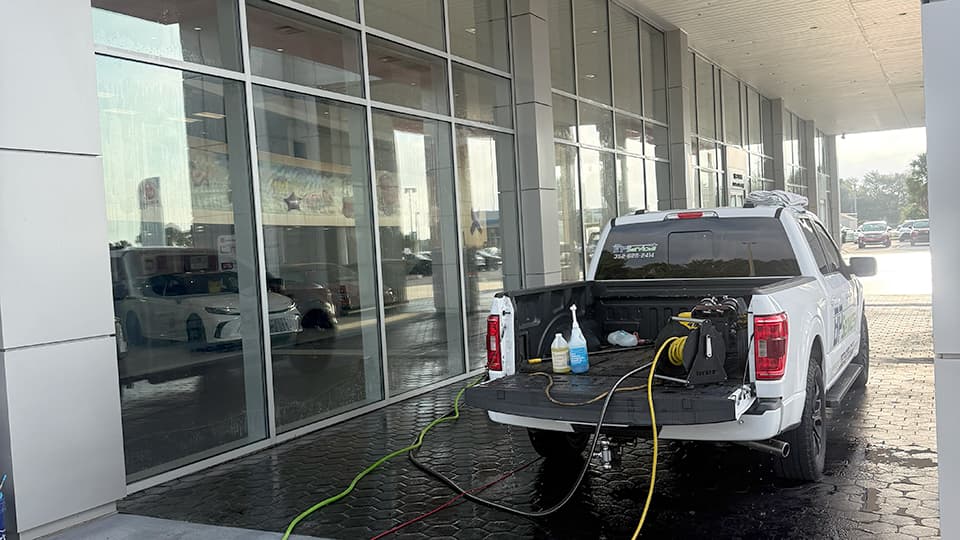Cleaning a commercial building's windows